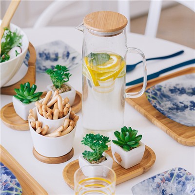 Кувшин стеклянный с бамбуковой крышкой Magistro «Эко», 1.3 л