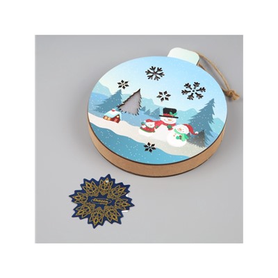 Ёлочная игрушка «Семья снеговиков», 15×16.7 см, 1 LED, от батареек, свечение тёплое белое