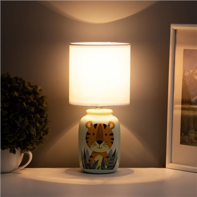 Настольная лампа с абажуром RISALUX «Тигрик» детская, Е14, 40 Вт, зелёный, 13×13×27 см