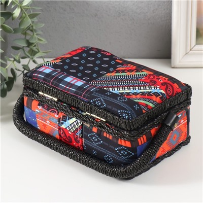 Шкатулка для рукоделия и шитья «Пэчворк. Узоры», хранение ниток, иголок, мелочи, 18×12×9.5 см