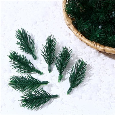 Декор «Ветки ели мини» набор 100 шт., размер 1 шт. — 6×3×3 см