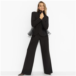 Брючный костюм , который делает фигуру, Громче всех