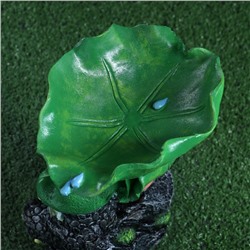 Садовая фигура - поилка из полистоуна «Лягушки на камне», 20×17×29 см