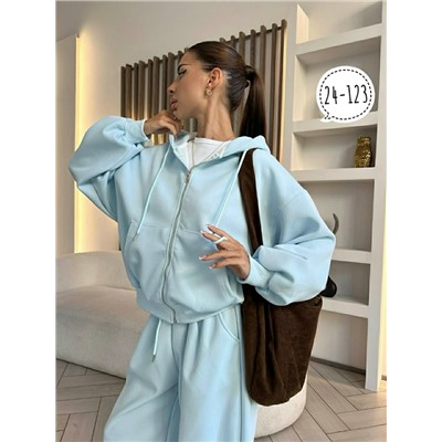 Спортивный костюм #23117162