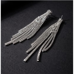 Серьги бижутерия висячие вечерние с камнями, цвет: серебристый и прозрачный, арт.012.076