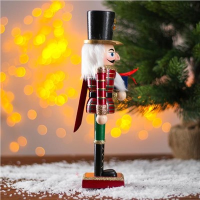 Сувенир «Щелкунчики», 6×8×25 см, МИКС