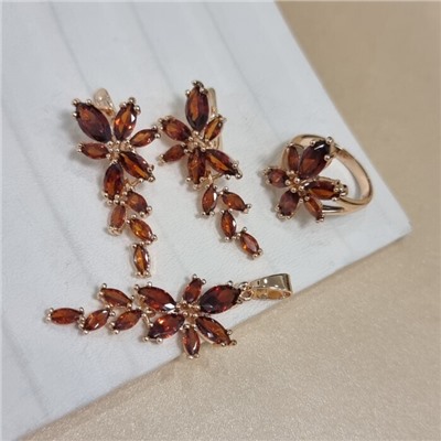 Комплект ювелирной бижутерии коллекция "Дубай" серьги, кулон и кольцо 20 р, покрытие позолота, вставка: фианиты, цвет: красный, арт.414.362-20