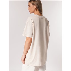 Футболка из премиального хлопка с авторским принтом фольгой