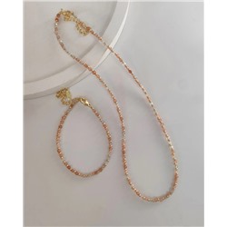 Комплект из натуральных камней и кристаллов