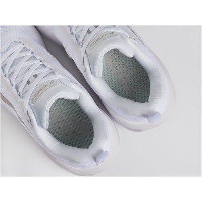 Кроссовки Nike Vomero 18
