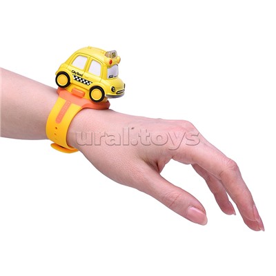 Часы в коробке