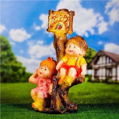 Садовая фигура из гипса «Мальчик и девочка на дереве», 66×31×40 см, МИКС