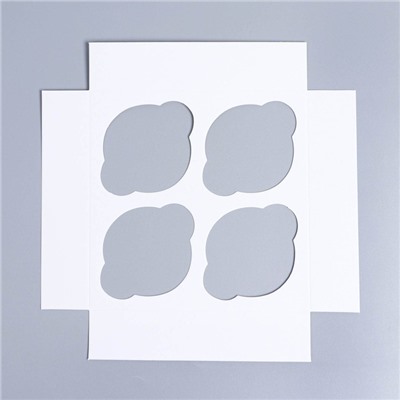 Коробка складная на 4 капкейка новогодняя с окном «Время волшебства», 16×16×10 см