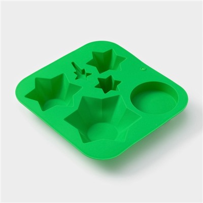 Форма для выпечки новогодняя Доляна «Новогодний набор», силикон, 20.5×22×3.5 см, 6 ячеек, зелёная