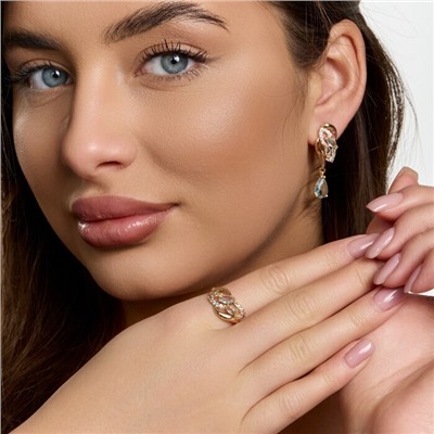 Комплект ювелирной бижутерии коллекция "Дубай" серьги и кольцо 17 р, покрытие позолота, вставка: фианиты и цирконы, цвет: нежно-голубой и прозрачный, арт.215.741-17