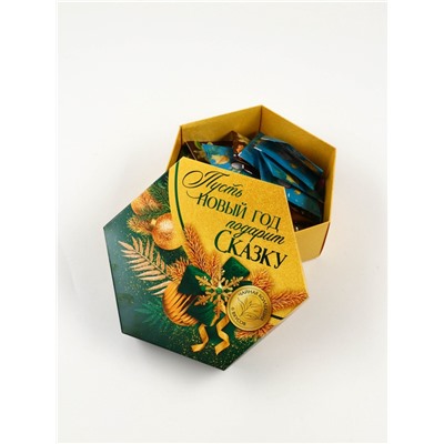 Чай подарочный «Пусть Новый год подарит сказку», 75.6 г (42 пакетика × 1.8 г)
