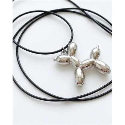 Кулон на шнурке