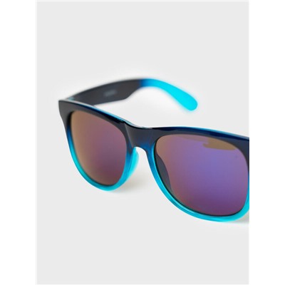 Солнцезащитные очки для детей