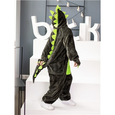 BATIK Костюм