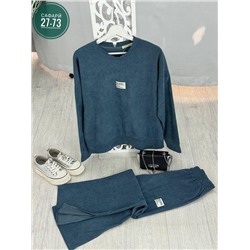 Спортивный костюм #22999476