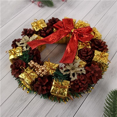 Венок новогодний d=22 см «Зимнее волшебство. Бант», бант с шишками и подарками