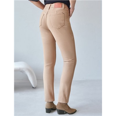 Джинсы из эластичного денима