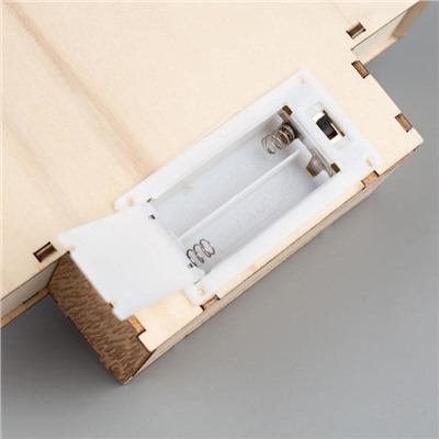 Светодиодная фигура «Новогодний олень» 19×30×4.5 см, дерево, батарейки АААх2 (не в комплекте), свечение тёплое белое