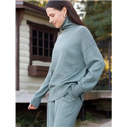 Свитер из пряжи с кашемиром