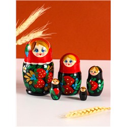 Матрёшка дерево «Наталья», красная, 5-кукольная