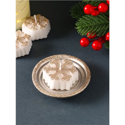 Набор свечей «Снежинки и подсвечник», 3 шт., 12×10×4 см