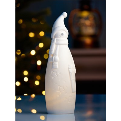 Светодиодная фигура «Снеговик в колпаке» 6×5.5×19.8 см, 1 LED, керамика, от батареек LR44×2, свечение тёплое белое