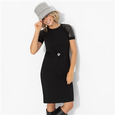 Платье с рукавами из экокожи, Быть вне правил