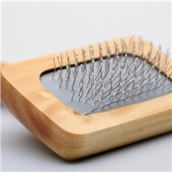 Пуходерка в деревянном корпусе, с каплями, 7.3×12.5 см