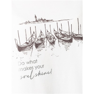 Футболка свободного кроя с авторским принтом