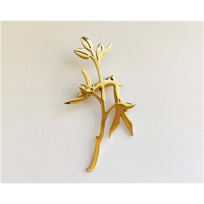 Брошь из стали