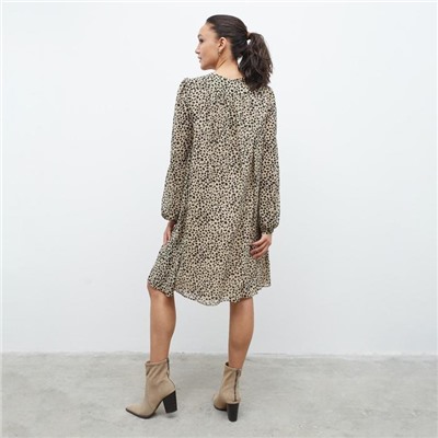 Платье летнее женское MINAKU: Green trend цвет бежевый, размер 42