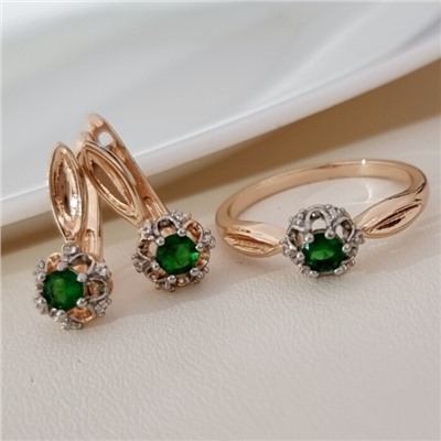 Комплект ювелирной бижутерии коллекция "Дубай" серьги и кольцо 18 р, покрытие позолота, вставка: фианиты и цирконы, цвет: зеленый и прозрачный, арт.215.676-18