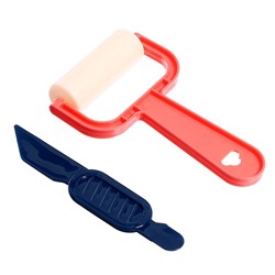 Набор для игры с пластилином «Сладкие конфетки», 4 баночки с пластилином