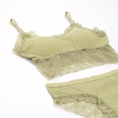 Комплект нижнего белья женский (топ, трусы) Collorista, олива, размер 42-44