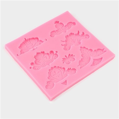 Молд для заливки «Вензеля», силикон, 13.6×12.6×0.8 см, розовый