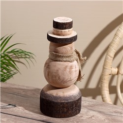 Сувенир новогодний «Снеговик», 11.5×11.5×25.5 см, манговое дерево