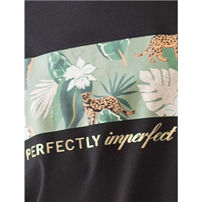 Футболка из премиального хлопка с авторским принтом