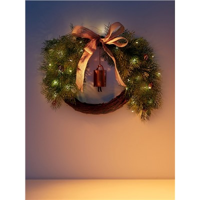 Декоративный венок «Ель с колокольчиком», d=55 см, 30 LED, от батареек CR2032×2, свечение тёплое белое