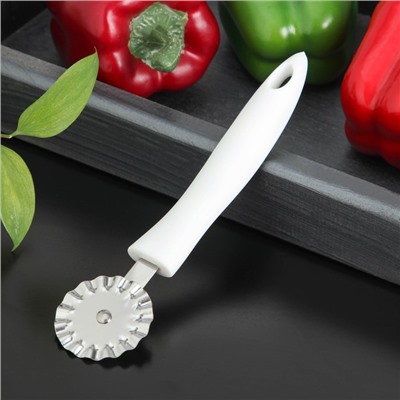 Нож для пиццы и теста Доляна Style, 18 см, ручка soft - touch, МИКС
