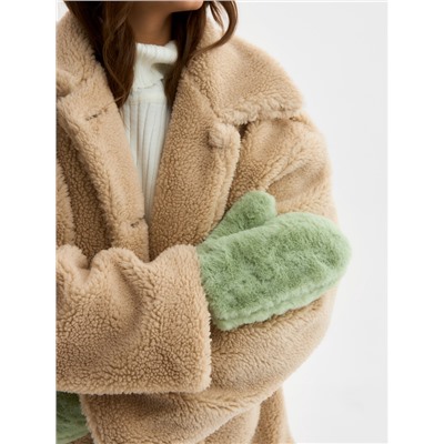 Варежки меховые женские MINAKU пушистые, размер 25 см, мятные