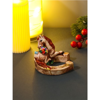 Фигурка гипс «Жеребенок на подкове», 8×8×6.5 см