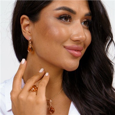 Комплект ювелирной бижутерии коллекция "Дубай",серьги, кулон, кольцо(цепочка в комплект не входит)  покрытие позолота, камень янтарь, р-р 20, 5267, арт.214.984-20