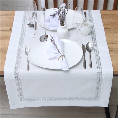 Дорожка на стол Этель со стразами, 50×100 ±5 см, белая, п/э