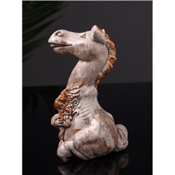 Фигурка гипс «Конь с букетом», 11 см, бежевая