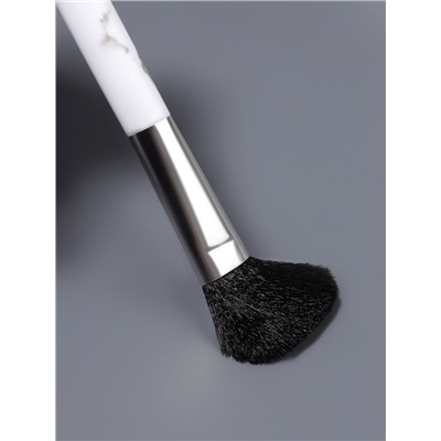 Набор кистей для макияжа «Мрамор», 5 предметов, белый, чёрный